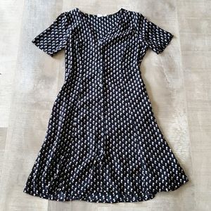 Gap V Neck size 4 multi print dress